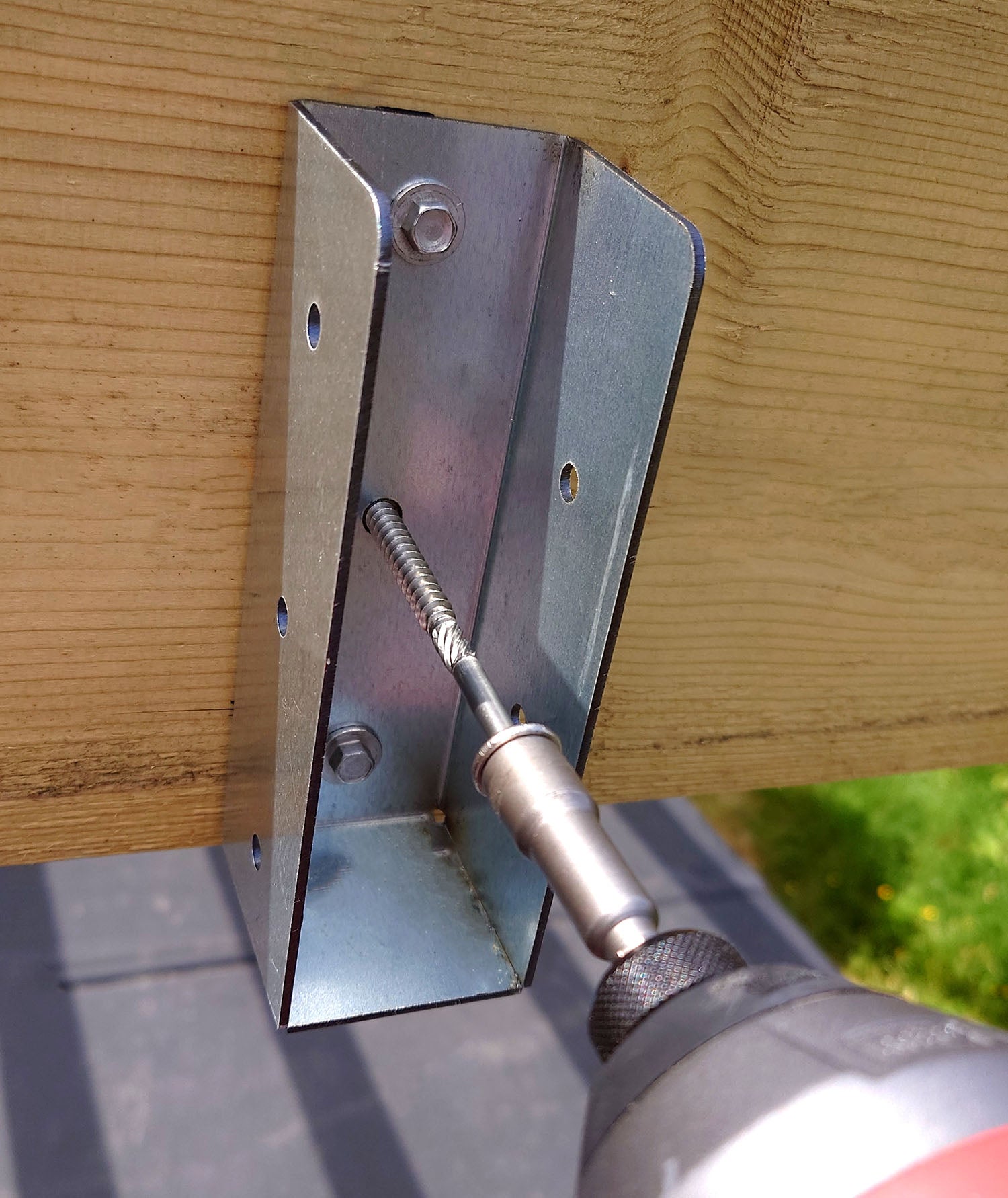 Framola™ Extra Strong Timber Rafter Bracket - Suitable for 6" x 2" Timber - Indoor Outdoors