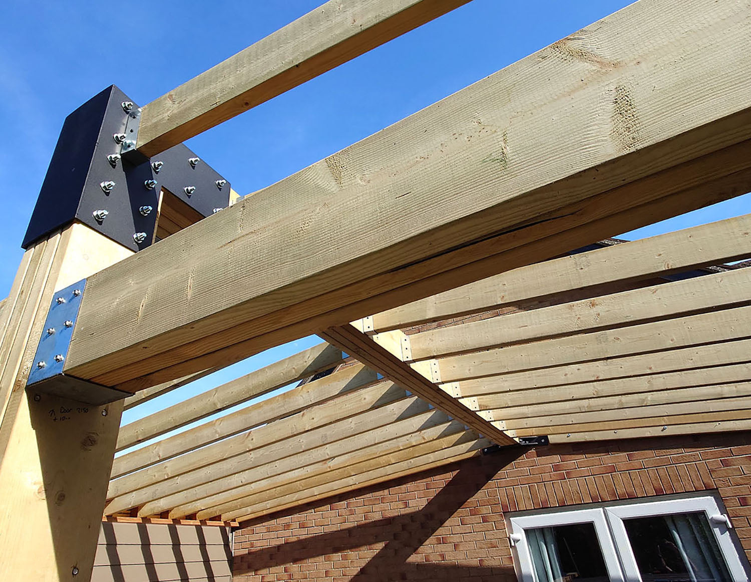 HeavyFix Large Heavy Duty Rafter Brackets - Indoor Outdoors