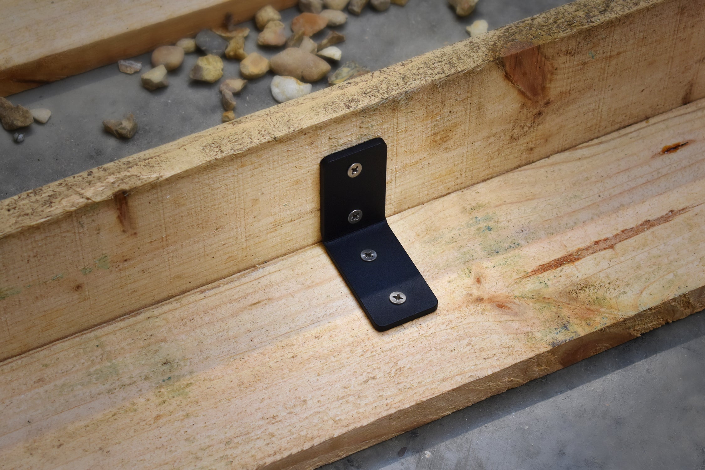 SleeperFit Ultra-Strong Multi-Purpose Small Corner Brackets - Indoor Outdoors