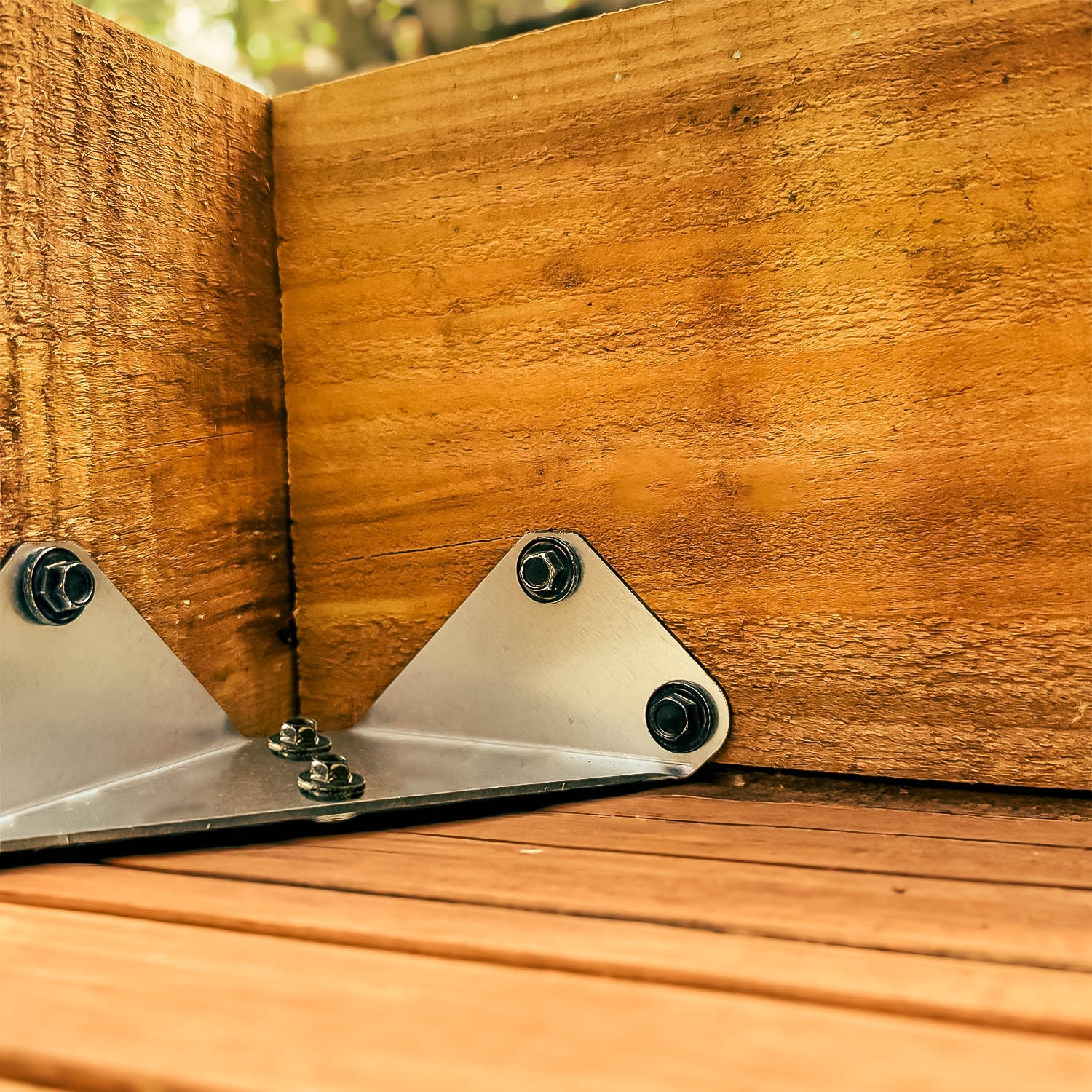 Flanged-Angle 100mm Corner Reinforcement Bracket