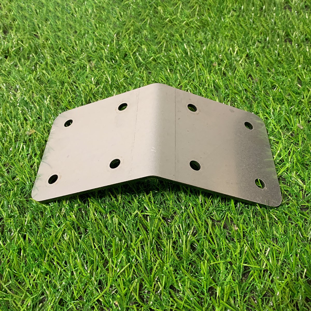 Extra Strong 45° Angled Galvanised Steel Timber Railway Sleeper Bracket - Indoor Outdoors