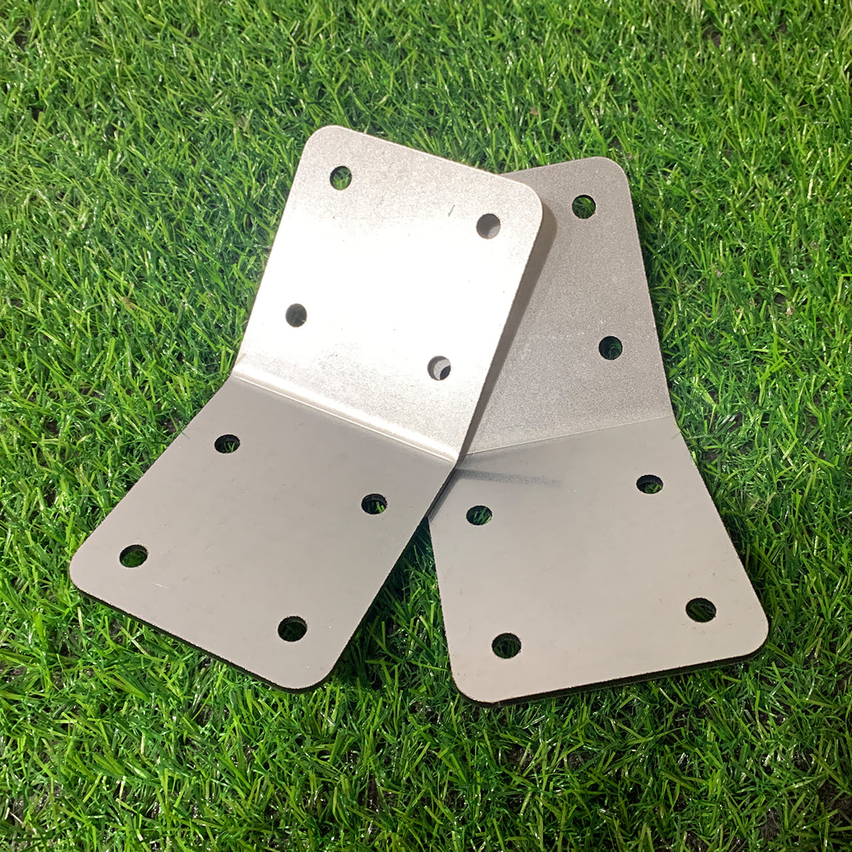 Extra Strong 45° Angled Galvanised Steel Timber Railway Sleeper Bracket - Indoor Outdoors