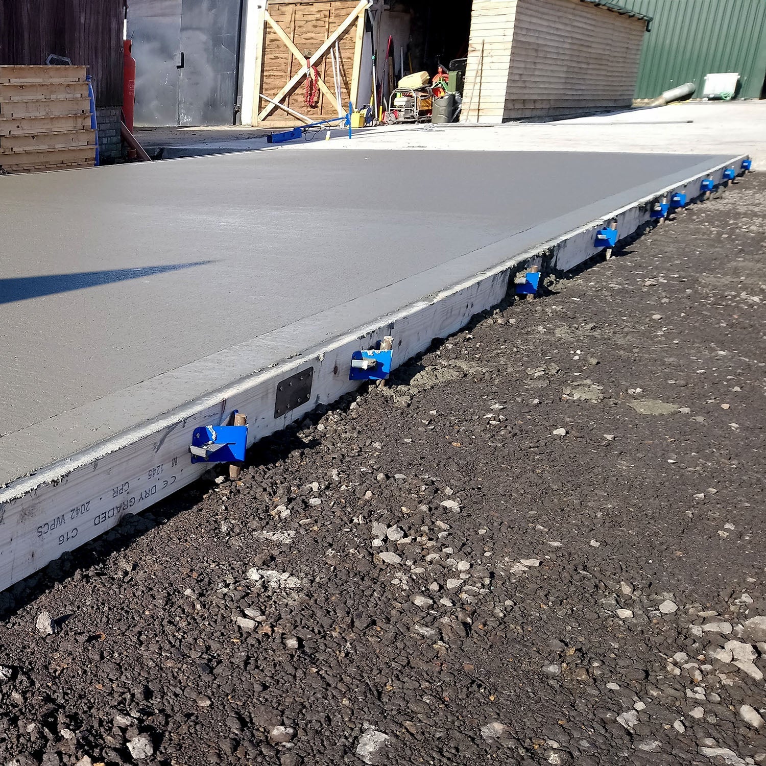Concrete Road Form for Construction - Bracket, Wedge & Pins - Indoor Outdoors