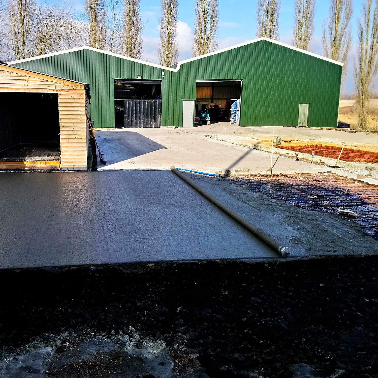 Concrete Road Form for Construction - Bracket, Wedge & Pins - Indoor Outdoors