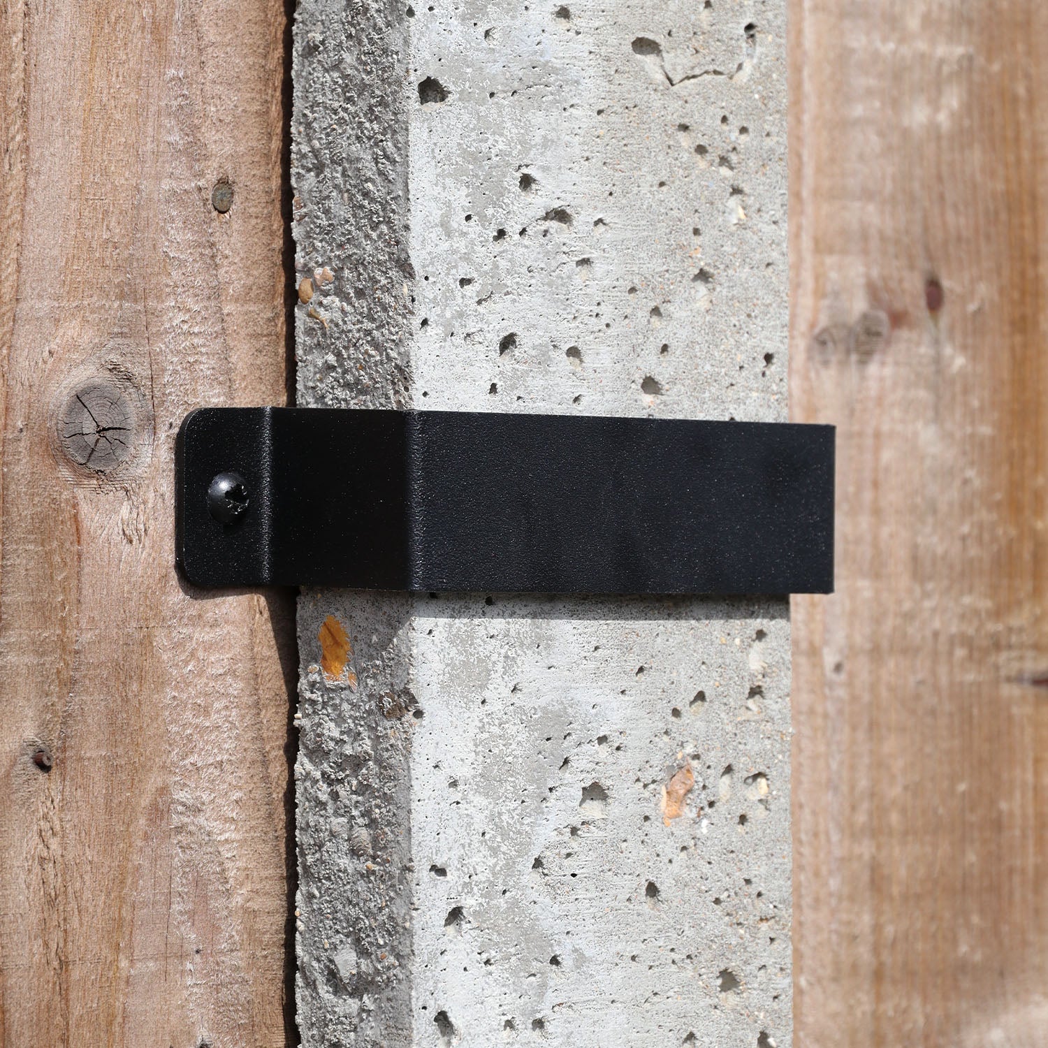 Fence Panel Security & Anti-Rattle Bracket