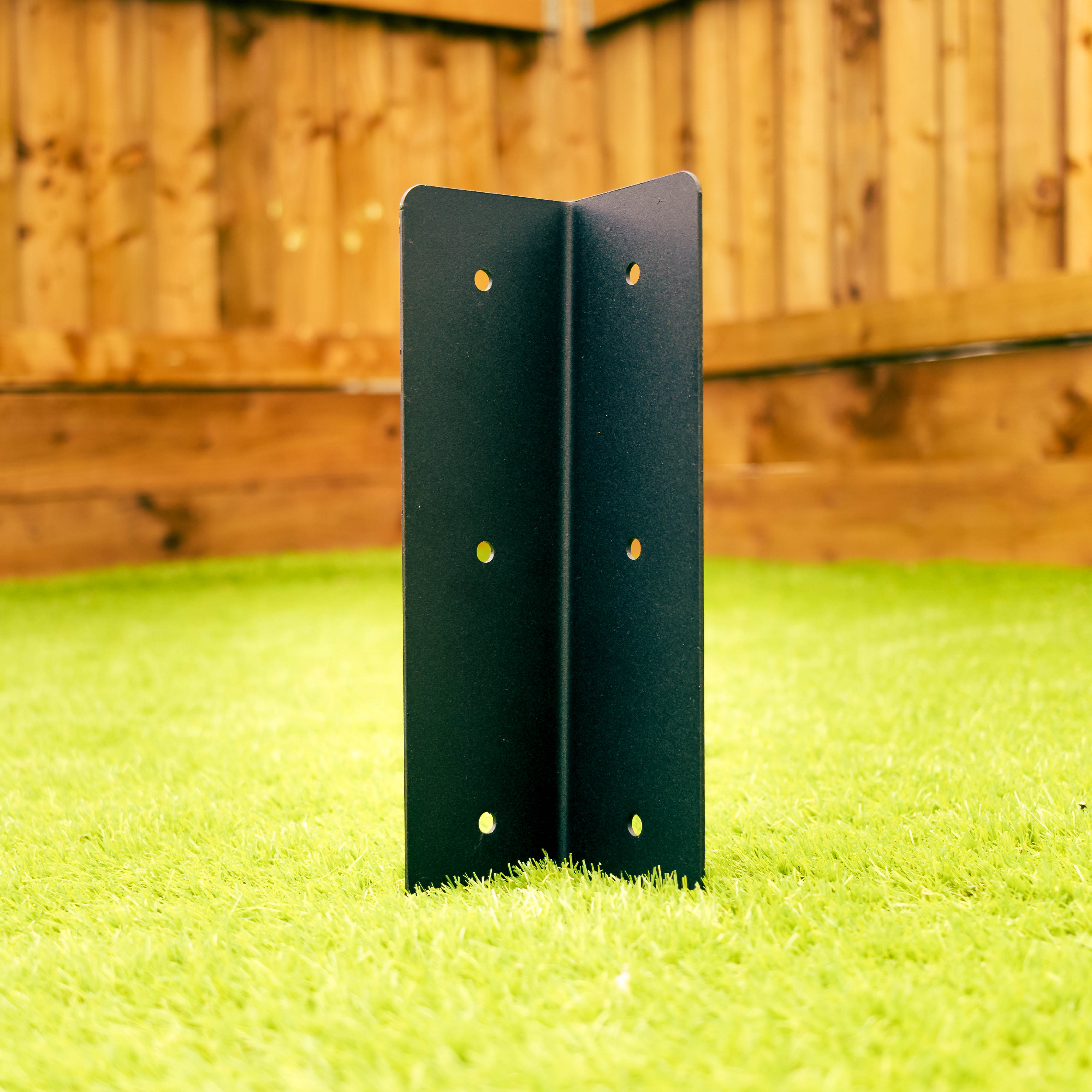 Large Internal & External Corner Railway Sleeper Bracket