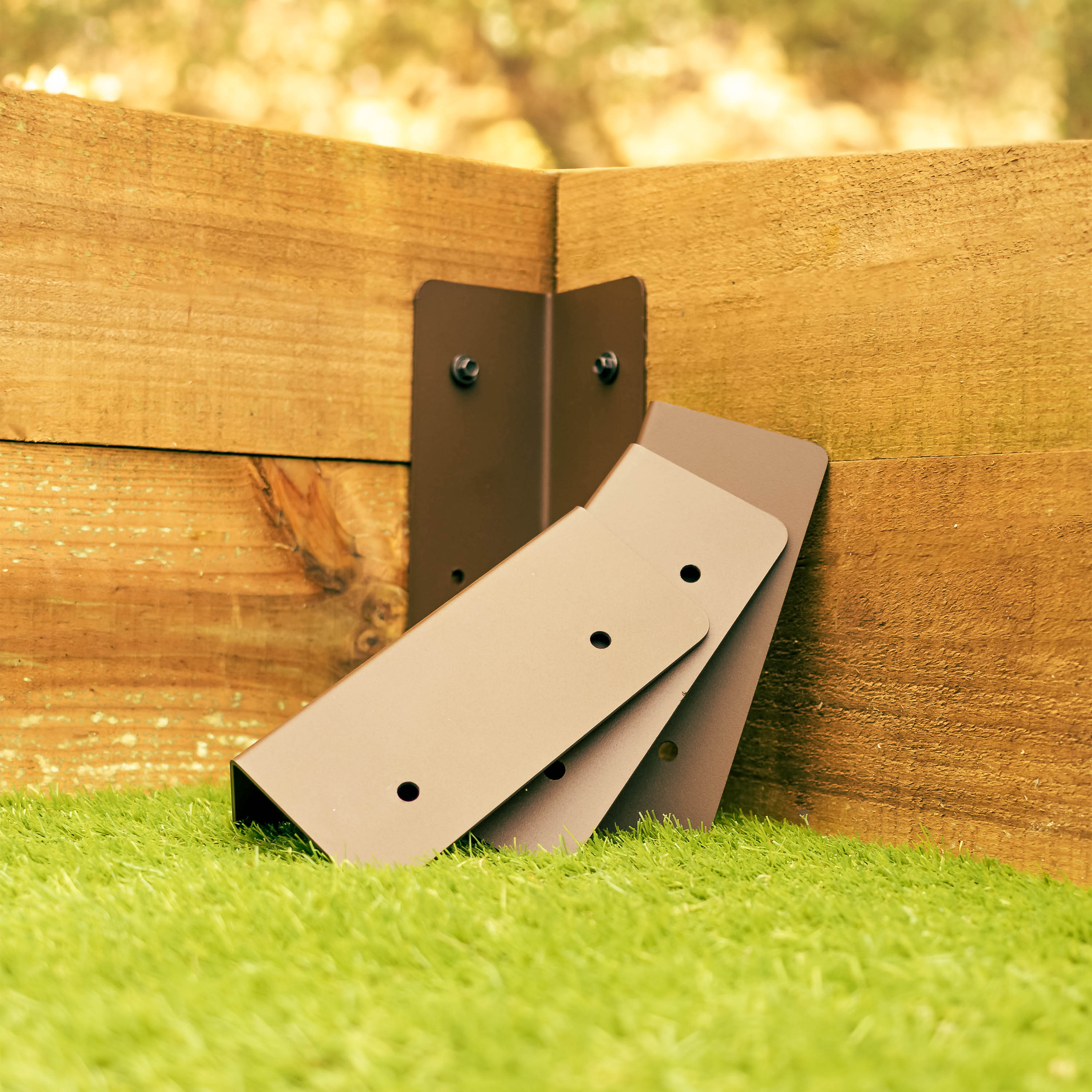Internal Decorative Corner Railway Sleeper Bracket (Pack of 4)