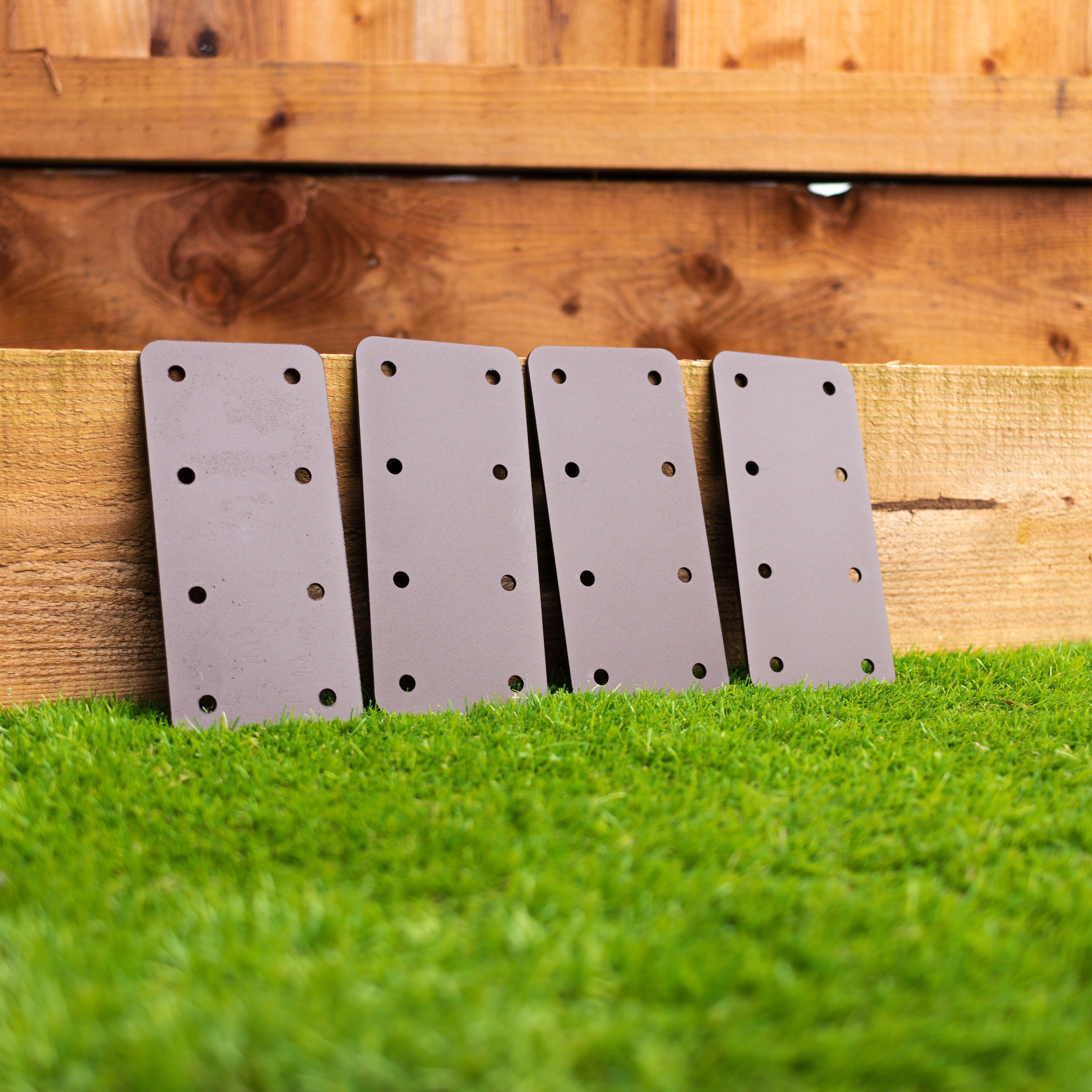 Extra Strong Standard Straight Flat Railway Sleeper Brackets (Pack of 4)