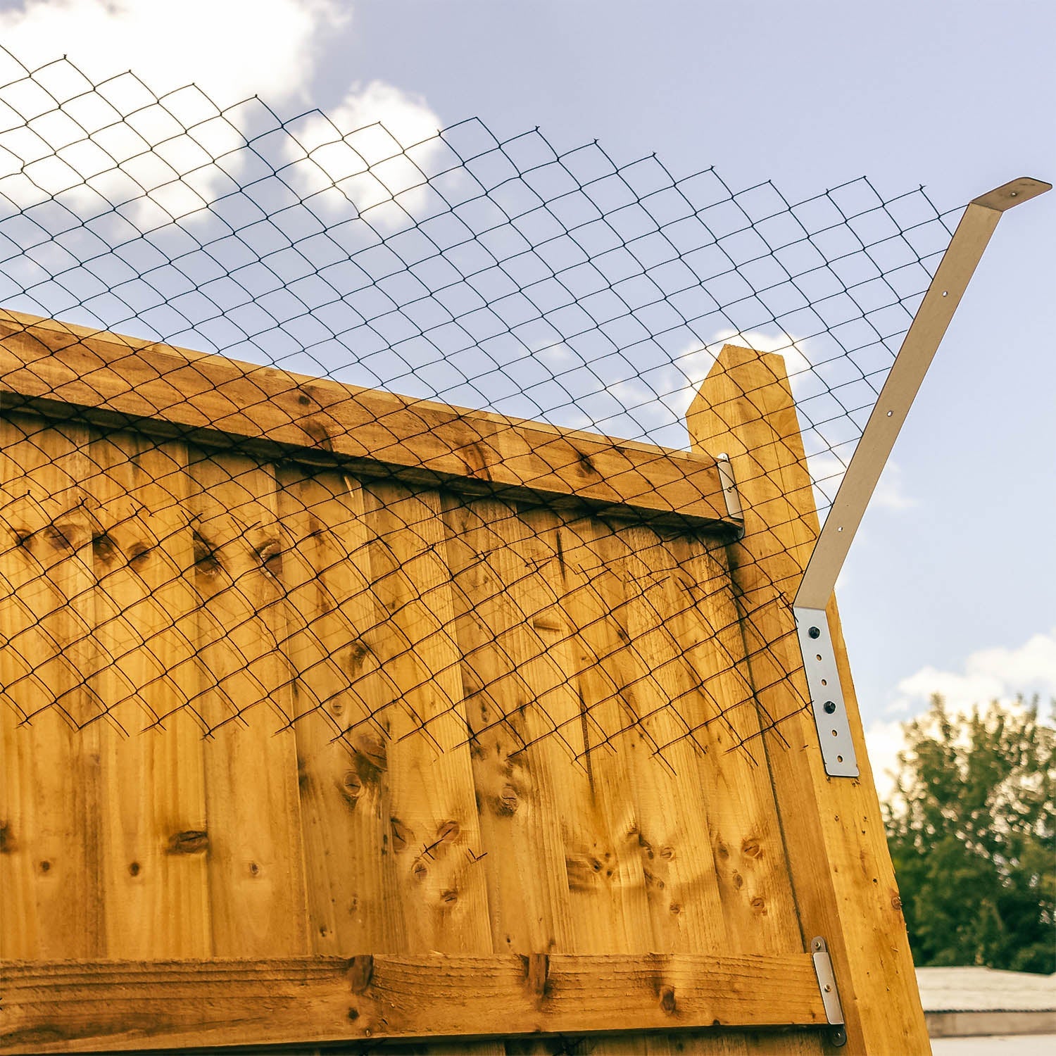 Cat Proof Protection & Enclosure Fence Extension Brackets
