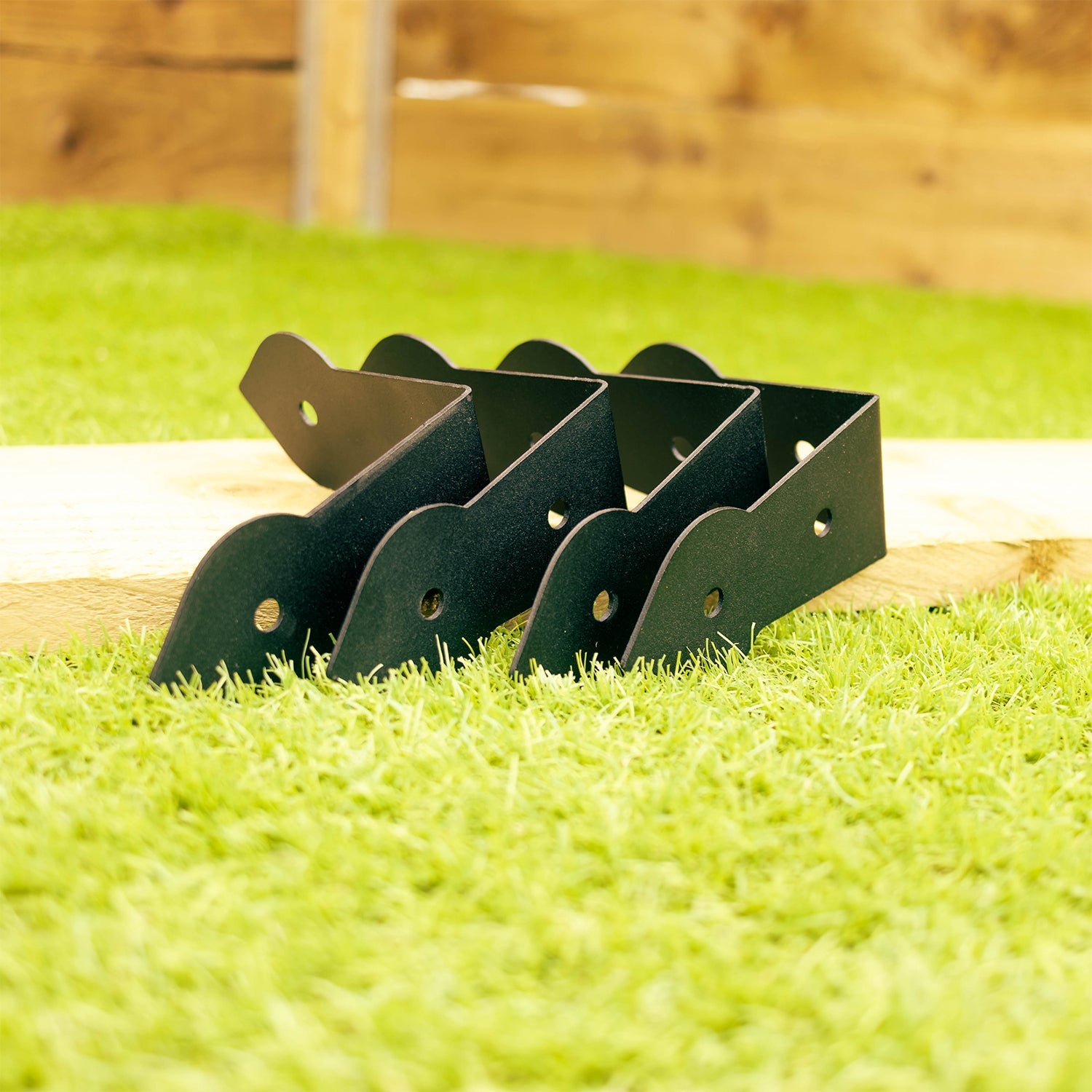 Arrow Head Decorative Corner Railway Sleeper Bracket (Pack of 4)