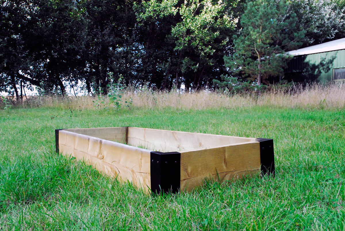 Large Corner Joining Railway Sleeper Brackets - Indoor Outdoors